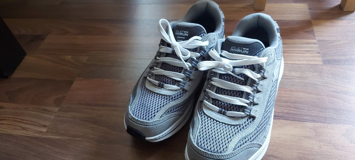 Gri Bağcıklı Kadın Spor Ayakkabı - Görsel 2