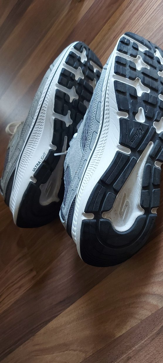 Gri Bağcıklı Kadın Spor Ayakkabı - Görsel 3