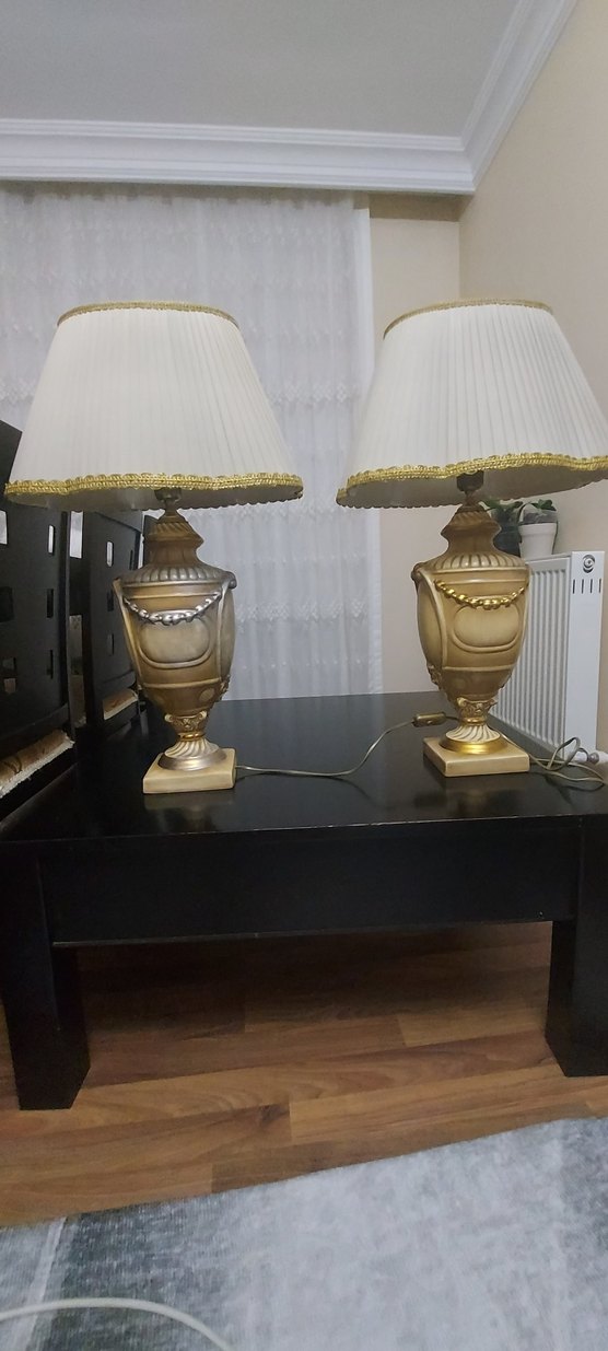 Bej Renk Klasik Masa Lambaları - Görsel 3