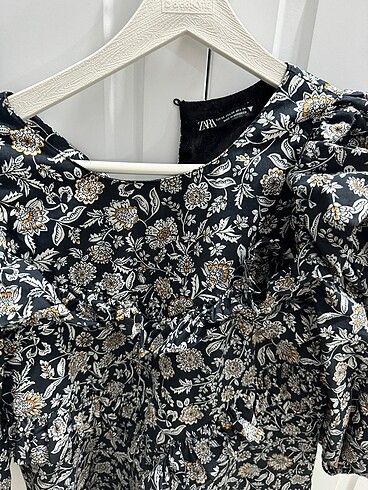 Zara Zara xs