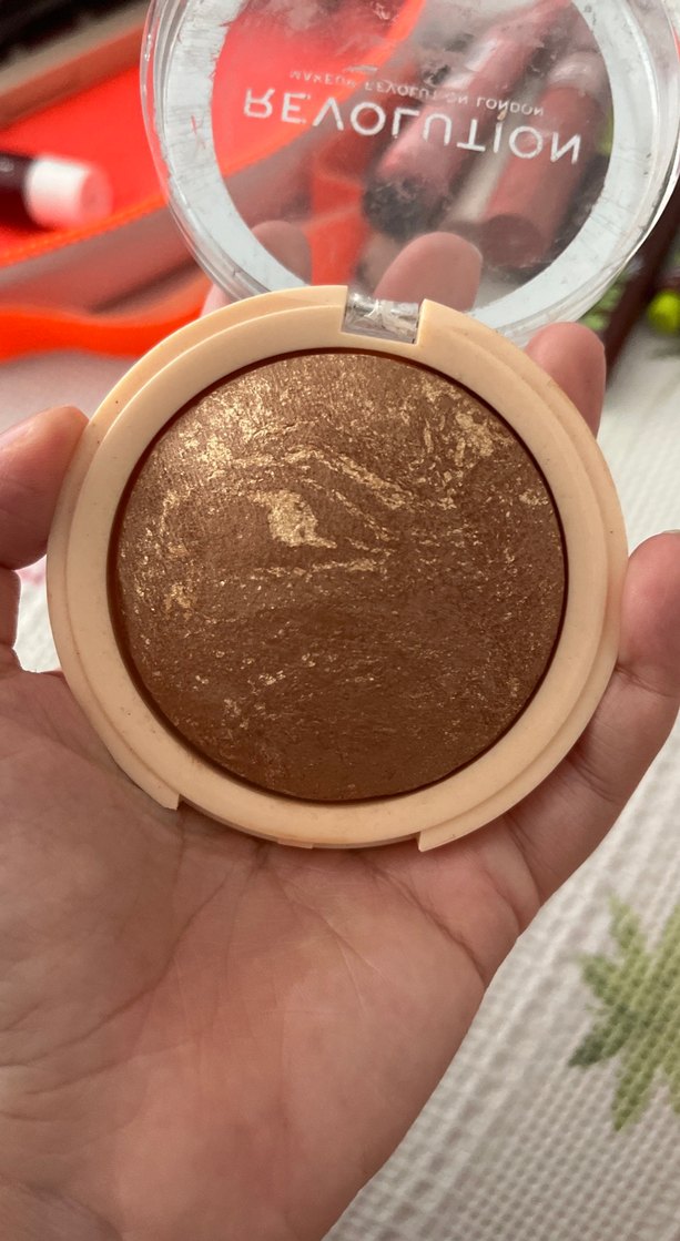 Bronzer REVOLUTION - Görsel 2