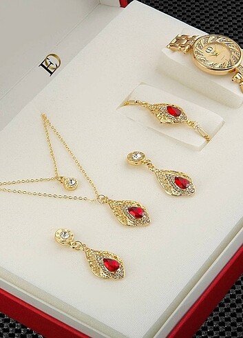 WOMEN'S SET 