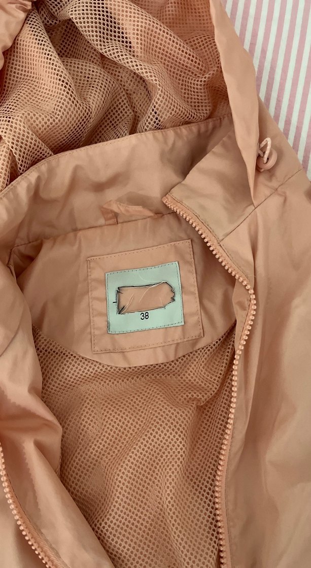 Bej Kadın Kapüşonlu Midi Yağmurluk - Görsel 5