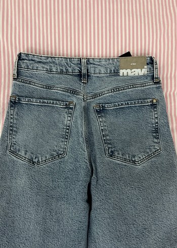 Kadın Mavi Bol Kesim Kot Pantolon - Görsel 8