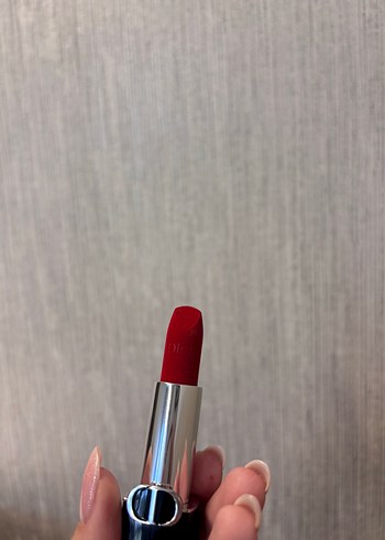Beden Rouge Dior New Velvet 999