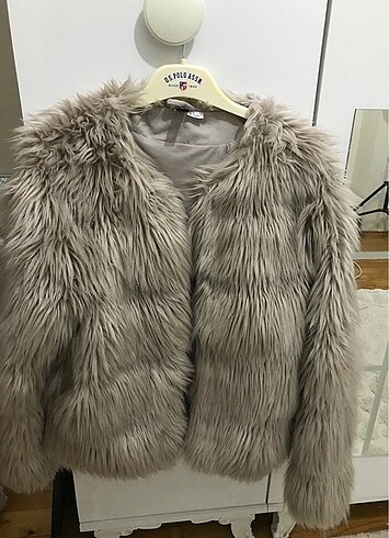 H&M kürk