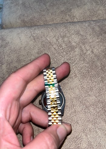 Altın Renkli Klasik Kadın Kol Saati - Görsel 3