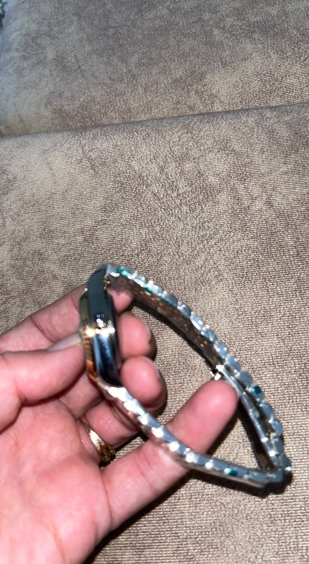 Altın Renkli Klasik Kadın Kol Saati - Görsel 2