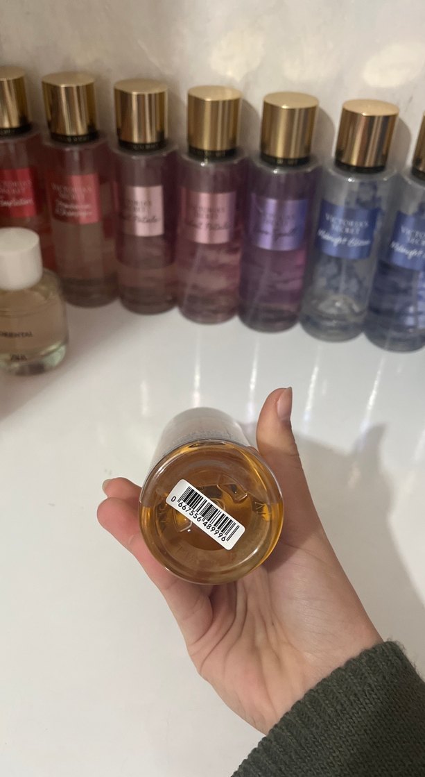 bare vanilla Victoria's Secret Vanilya Parfüm Spreyi 250 ml - Görsel 2