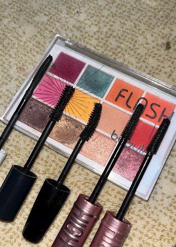 maybelline sky high maskara far paletMakyaj Seti ve Kirpik Kıvır - Görsel 2