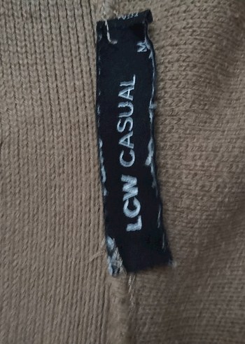 Bej Düğmeli Kadın Hırka - Görsel 2