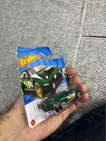 Beden Hot wheels