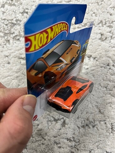 Beden Hot wheels lamborghini