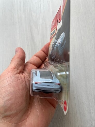 Hot Wheels Matchbox Karma Revero