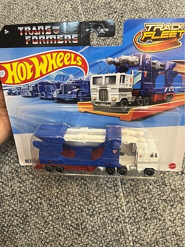 Hot Wheels Hot wheels trans formers ultra magnus