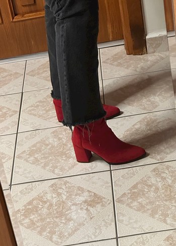 Kırmızı Süet  Kadın Bot - Görsel 2