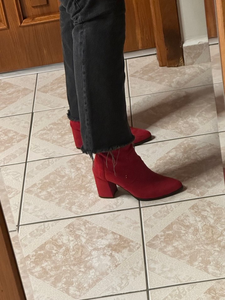 Kırmızı Süet  Kadın Bot - Görsel 2