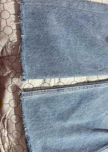 Yırtık Detaylı Rahat Kesim Mavi Midi Kot Pantolon - Görsel 6