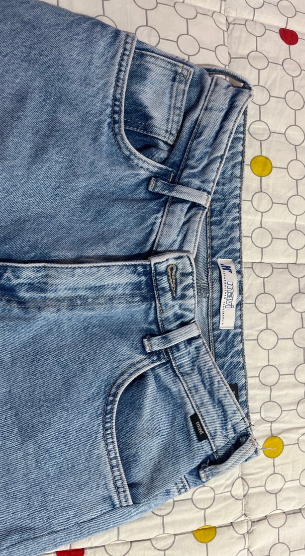 Yırtık Detaylı Rahat Kesim Mavi Midi Kot Pantolon - Görsel 3