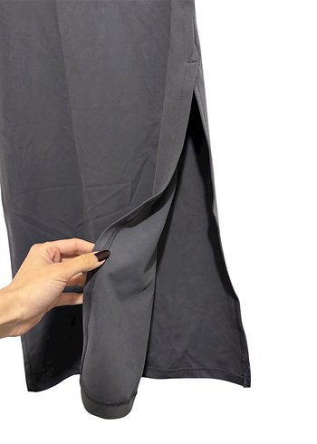 Sheismono soft touch yırtmaç detaylı uzun kollu füme elbise - Görsel 4