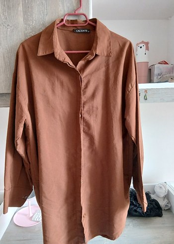 Düğmeli Uzun Kahverengi Kadın Gömlek - Görsel 3