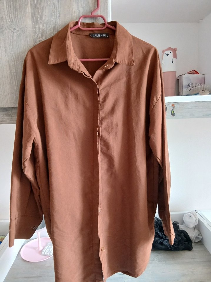 Düğmeli Uzun Kahverengi Kadın Gömlek - Görsel 3