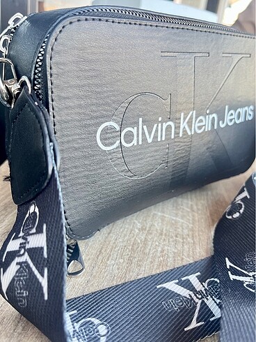  Beden Calvin Klein çanta