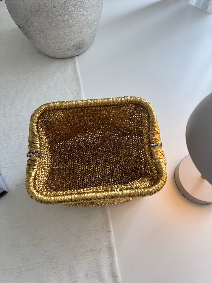 Altın Rengi Örgü Kadın Portföy Çanta - Görsel 3