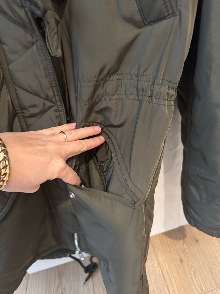 Kadın Bej Kamuflaj Desenli Kürklü Kışlık Mont - Görsel 5