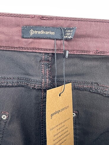 40 Beden kahverengi Renk Stradivarius Jean / Kot %70 İndirimli.