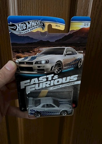 Beden Nissan Skyline GT-R Oyuncak Araba