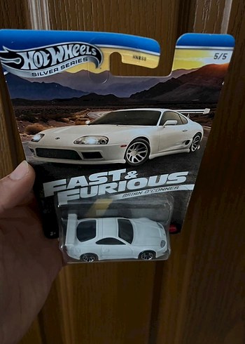 Toyota Supra Oyuncak Araba