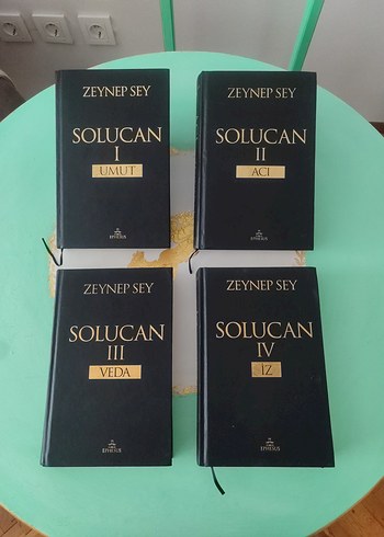 Zeynep Sey - Solucan Serisi 4 Kitap