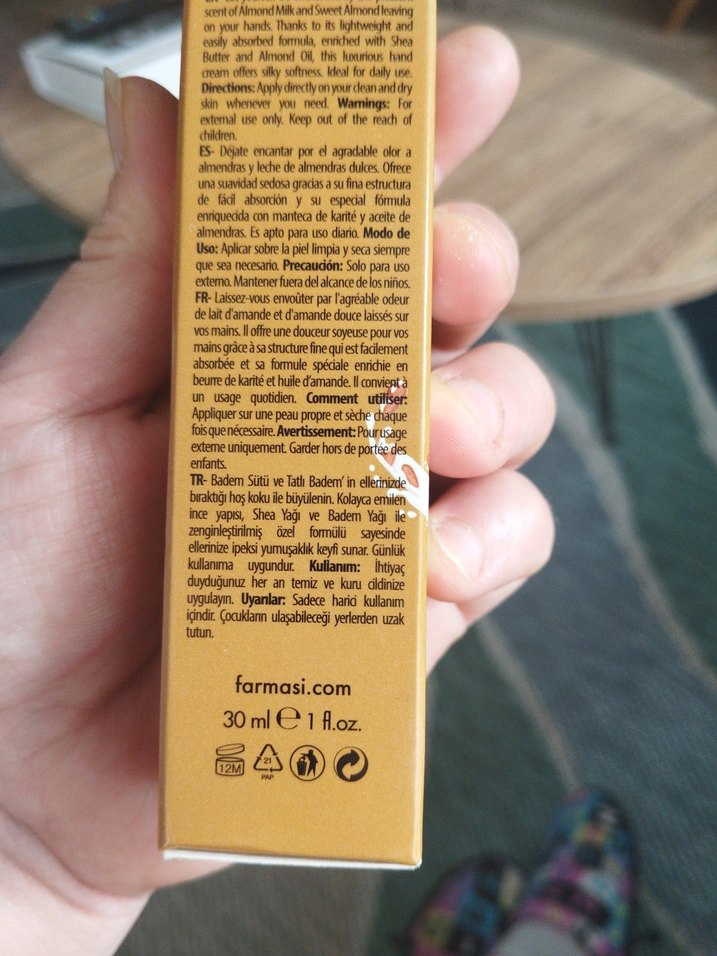 Farmasi Badem ve Süt El Kremi 30 ml - Görsel 2