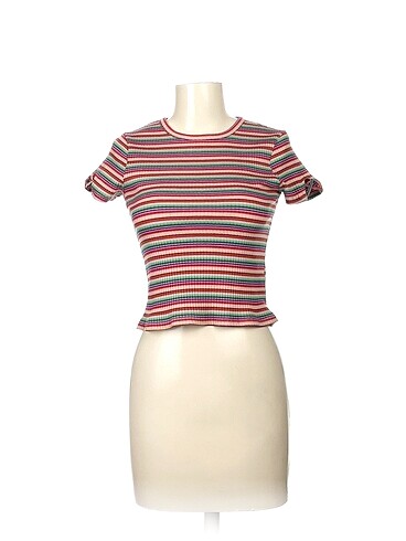 Koton T-shirt %70 İndirimli.
