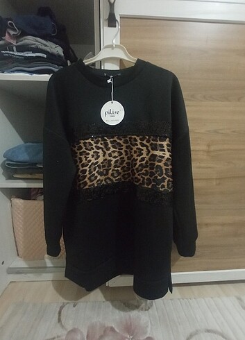 xl Beden siyah Renk Pilise scuba leopar tunik