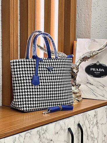 Prada Prada çanta