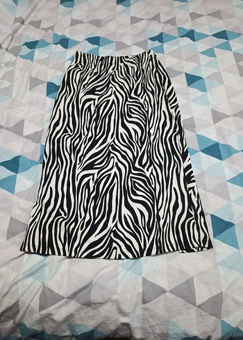 m Beden beyaz Renk Zebra Desenli Uzun Midi Etek