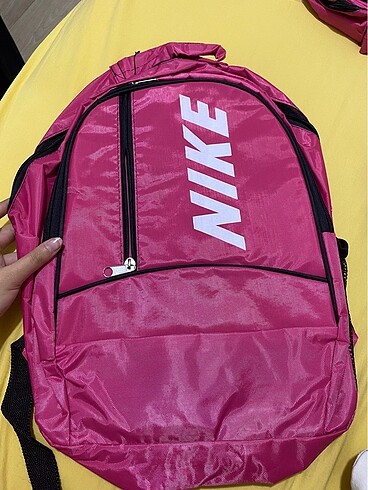 Nike 3 bölmeli çanta