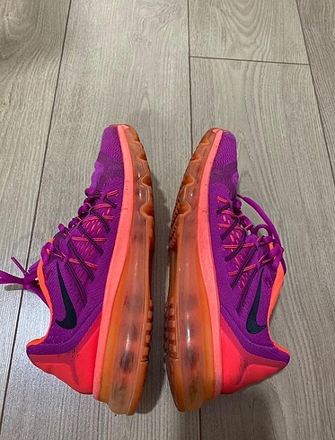 40 Beden Nike spor ayakkabı