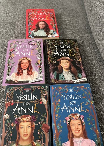 Yeşilin Kızı Anne Roman Serisi