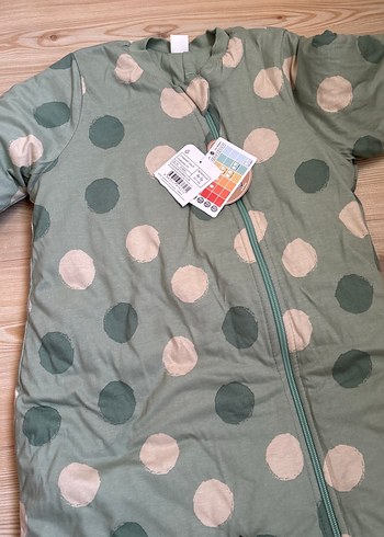 Yeşil Puantiyeli Fermuarlı Bebek Tulumu - Görsel 4