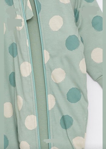 Yeşil Puantiyeli Fermuarlı Bebek Tulumu - Görsel 3