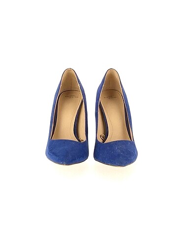 38 Beden Zara Stiletto %70 İndirimli.