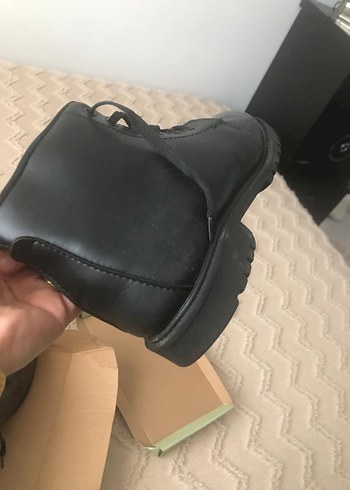 Siyah Minimalist Erkek deri  Bot - Görsel 5