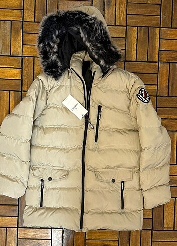 l Beden Moncler Kürklu Mont 