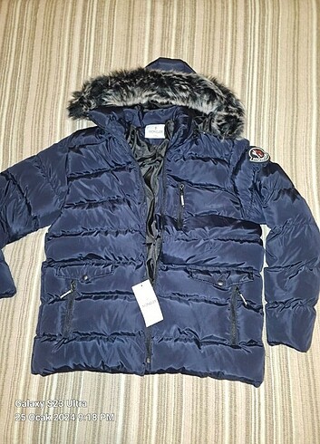 Moncler Lacivert Moncler Şişme Mont 