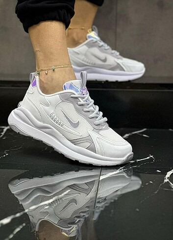 Nike Spor Sneaker 