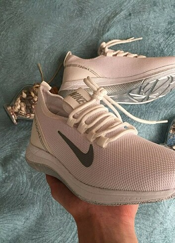 37 Beden beyaz Renk Nike Sneaker Spor Ayakkabı