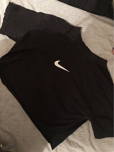 Nike Nike işlemeli crop